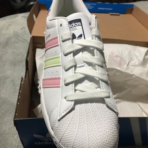 Adidas Superstar J